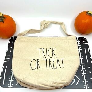 Rae Dunn Trick OR Treat Canvas Bag🎃